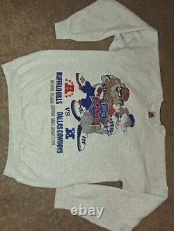 Vintage 1993 Warner Bros. Buffalo Bills Tasmanian Devil Bugs Bunny Sweatshirt XL