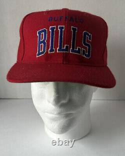 Vintage Buffalo Bills 100% Wool Red Starter SnapBack Hat. Retro RARE 1990s