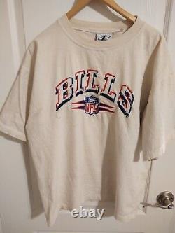Vintage LOOOATHLETIC Buffalo Bills Pro Line T Shirt Embroidered Large